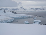 Blick von Cuverville Island ber Errerakanal auf Anvers Island