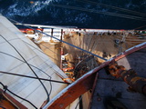 Blick von der Bramsaling aus ca. 40 m Hhe auf das Deck
